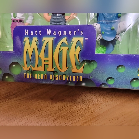 Matt Wagner\'s MAGE 7-Piece PVC Figure Set Comics Big Blast Graphitti Designs NEW